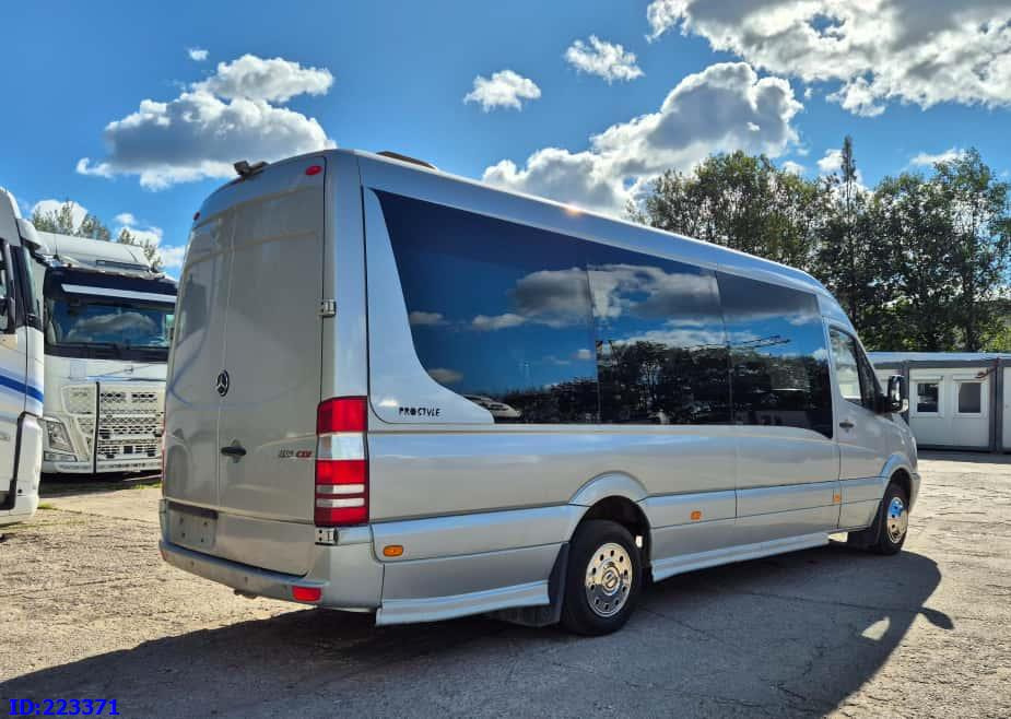 MERCEDES-BENZ Sprinter 518 - VIP - 17-seater - سياحية حافلة: صور 5 MERCEDES-BENZ Sprinter 518 - VIP - 17-seater - سياحية حافلة: صور 5
