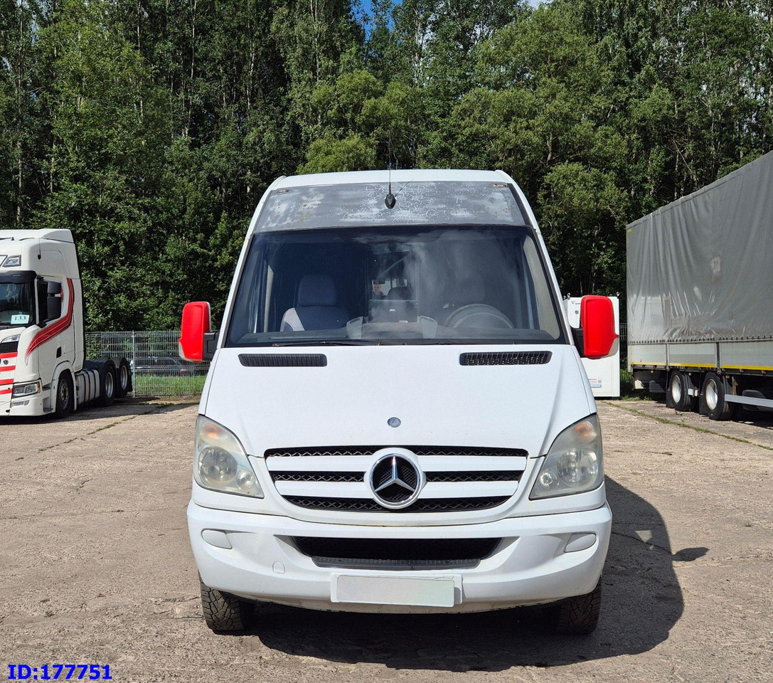 MERCEDES-BENZ Sprinter 518 - VIP - 17-seater - سياحية حافلة: صور 2 MERCEDES-BENZ Sprinter 518 - VIP - 17-seater - سياحية حافلة: صور 2