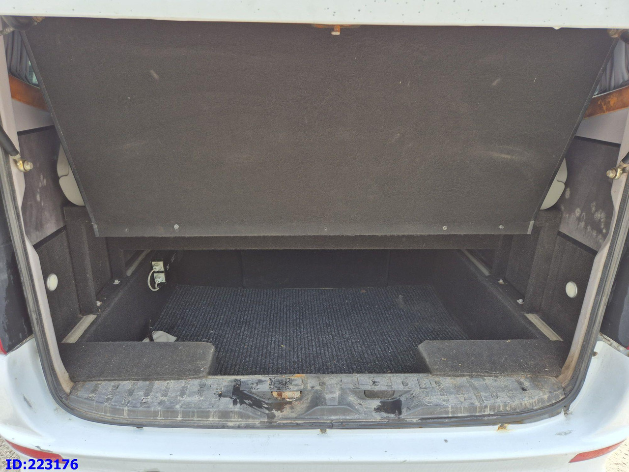 حافلة صغيرة, ميكروباص MERCEDES-BENZ Sprinter 519 VIP Luxury: صور 6