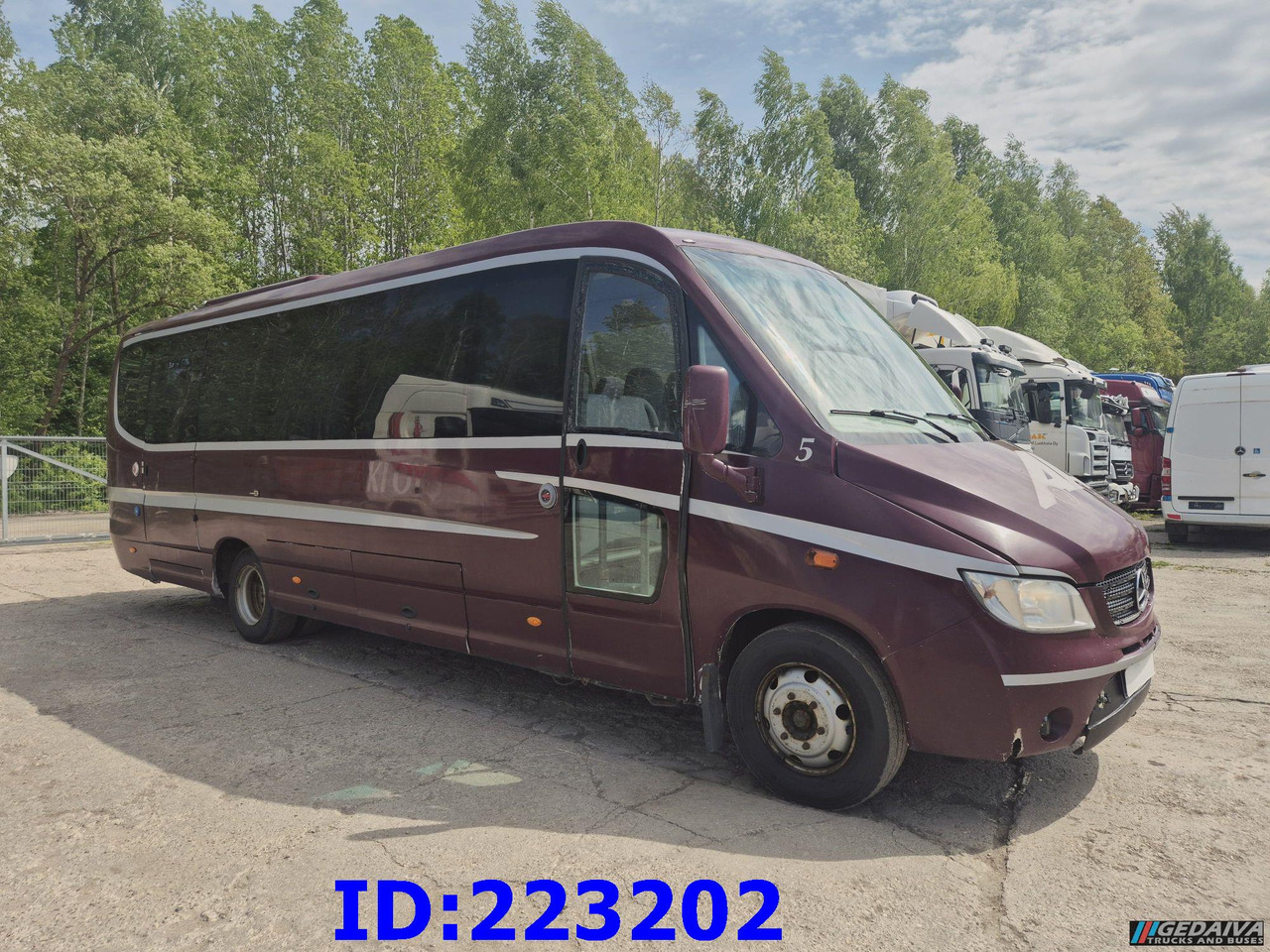 MERCEDES-BENZ Sunrider 818D Vario 33 - Seater - سياحية حافلة: صور 4 MERCEDES-BENZ Sunrider 818D Vario 33 - Seater - سياحية حافلة: صور 4