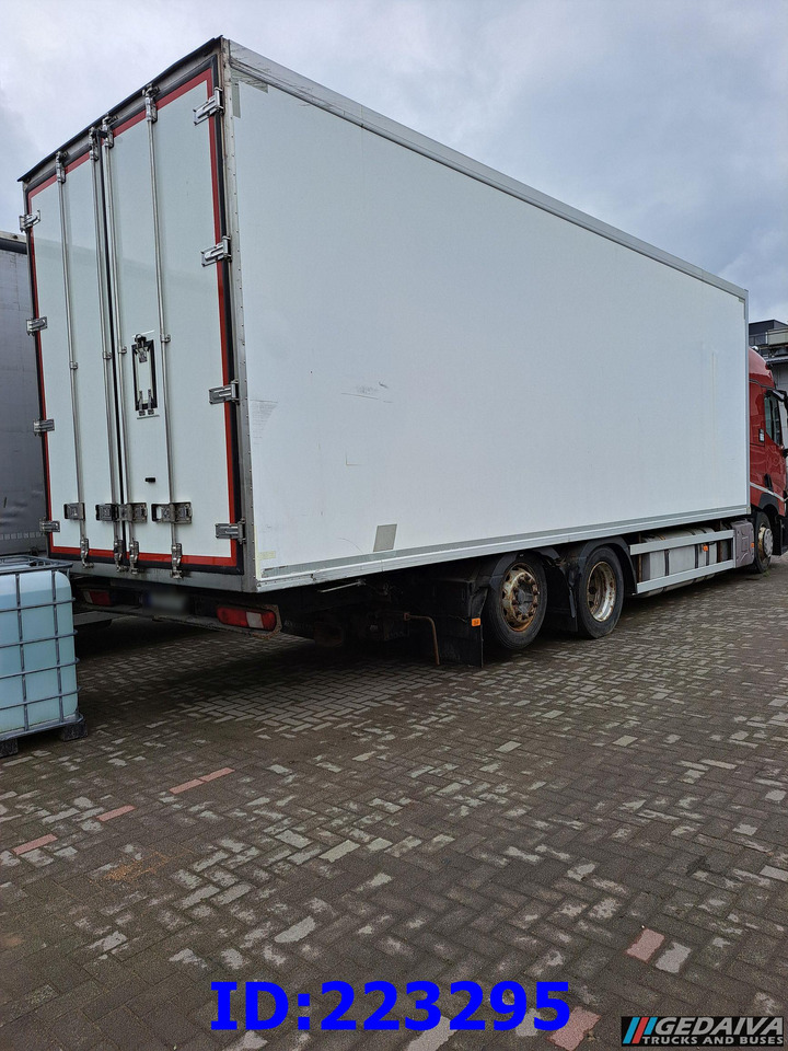 RENAULT T 6x2 Euro 6 Refrigerated + Carrier Supra - مبردة شاحنة: صور 5 RENAULT T 6x2 Euro 6 Refrigerated + Carrier Supra - مبردة شاحنة: صور 5