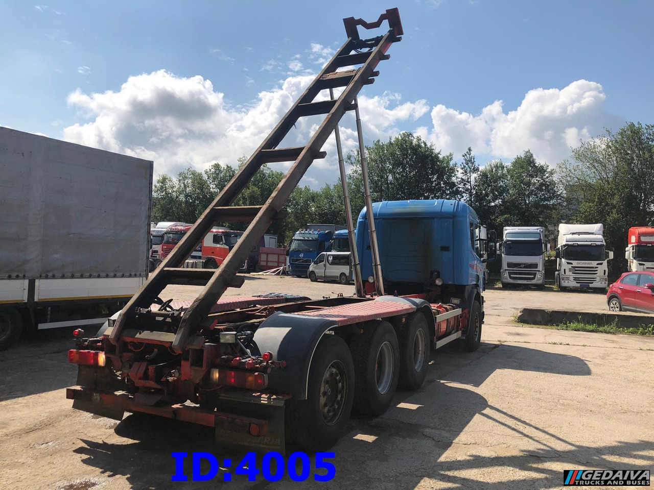 SCANIA 124 400 8x4 - شاحنة - نظام الكابلات: صور 5 SCANIA 124 400 8x4 - شاحنة - نظام الكابلات: صور 5