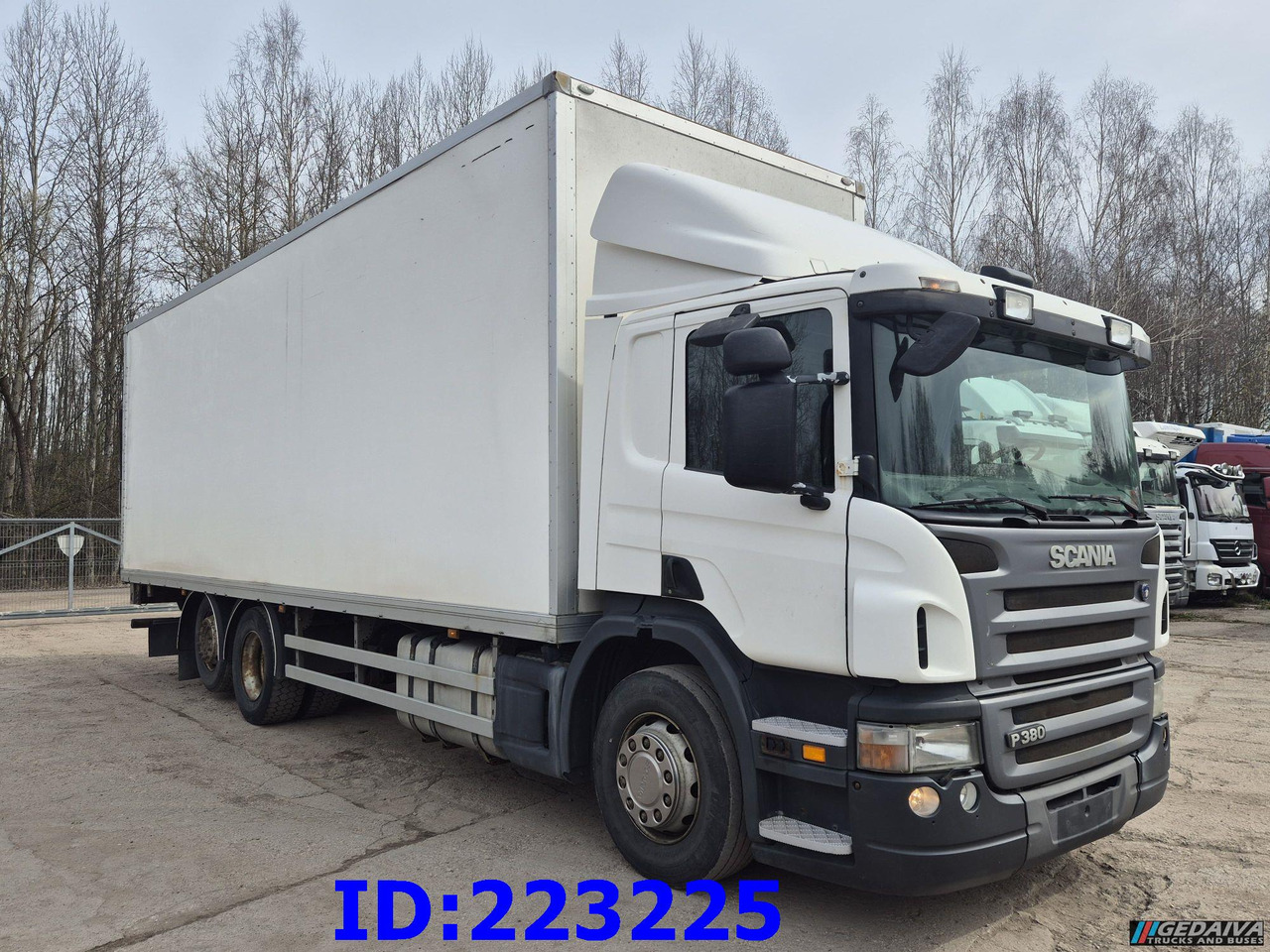 SCANIA P380 6x2 Open side box - بصندوق مغلق شاحنة: صور 4 SCANIA P380 6x2 Open side box - بصندوق مغلق شاحنة: صور 4