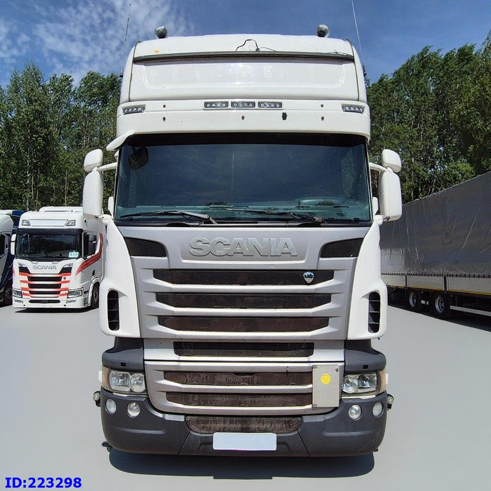 SCANIA R560 V8 Retarder 6x2 - شاحنة جرار: صور 2 SCANIA R560 V8 Retarder 6x2 - شاحنة جرار: صور 2