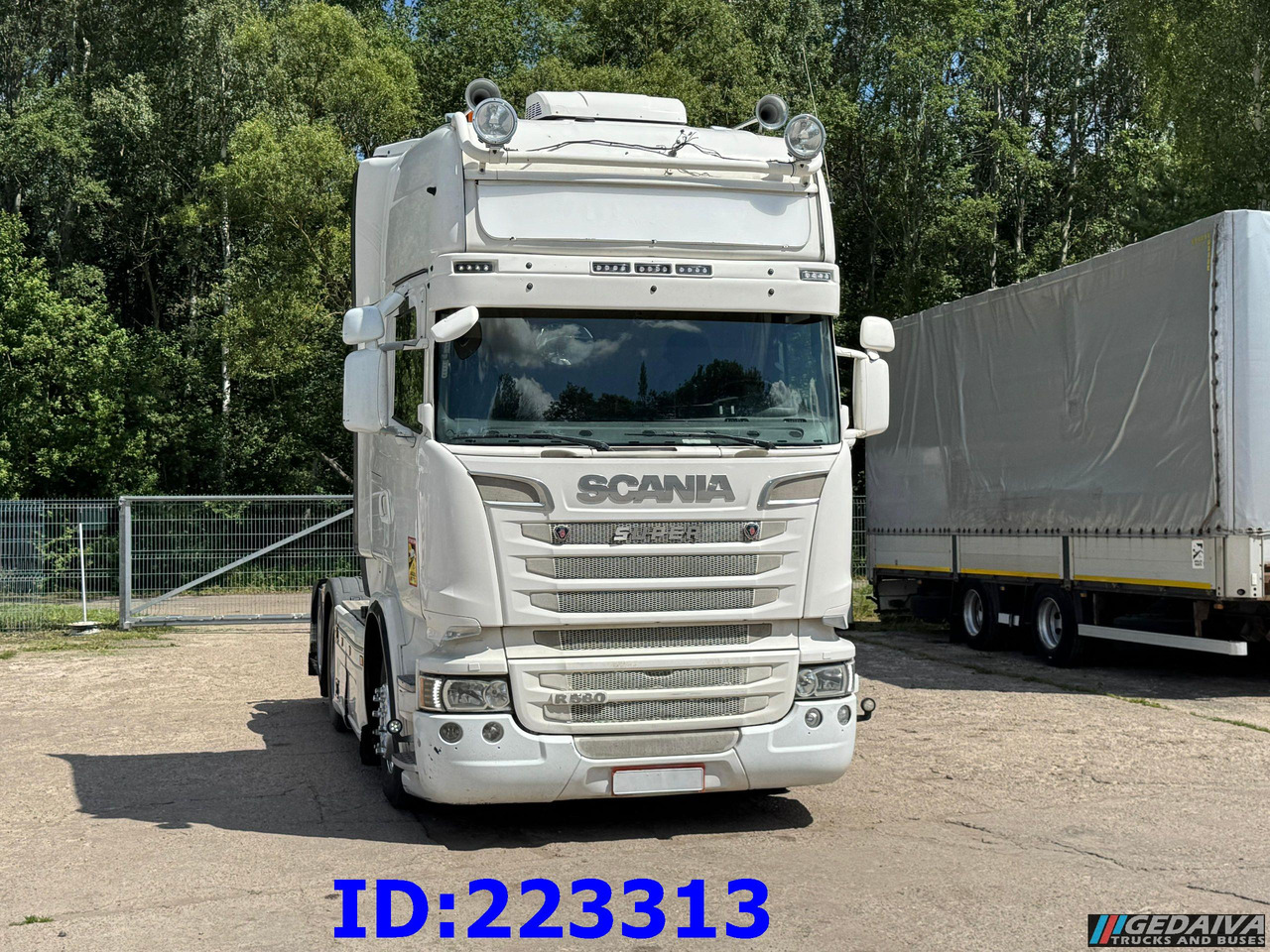 SCANIA R580 6x2 Euro6 Retarder - شاحنة جرار: صور 2 SCANIA R580 6x2 Euro6 Retarder - شاحنة جرار: صور 2