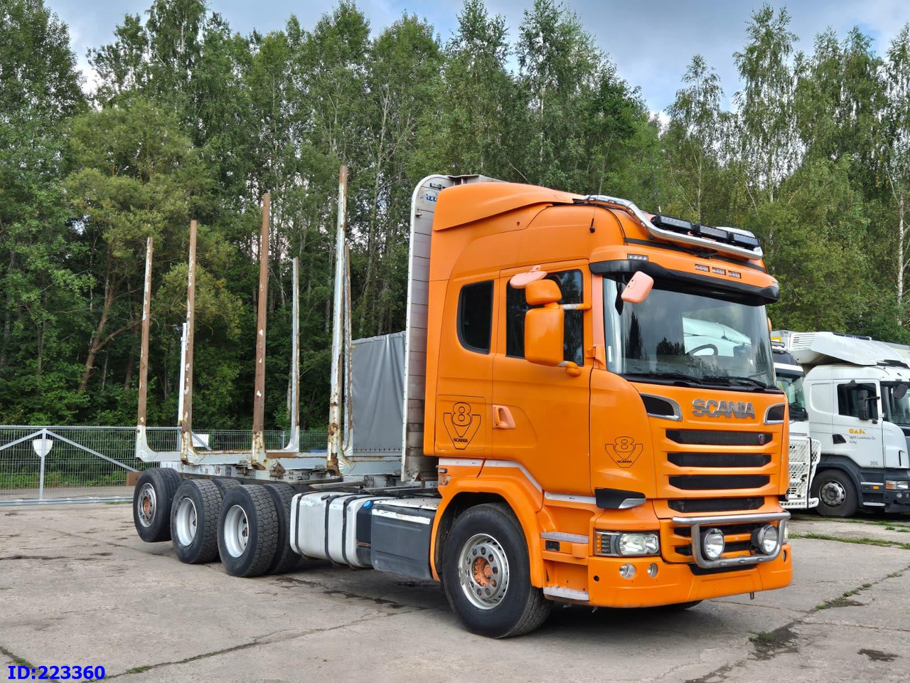 SCANIA R580 8X4 V8 - شاحنة قطع الأشجار: صور 2 SCANIA R580 8X4 V8 - شاحنة قطع الأشجار: صور 2