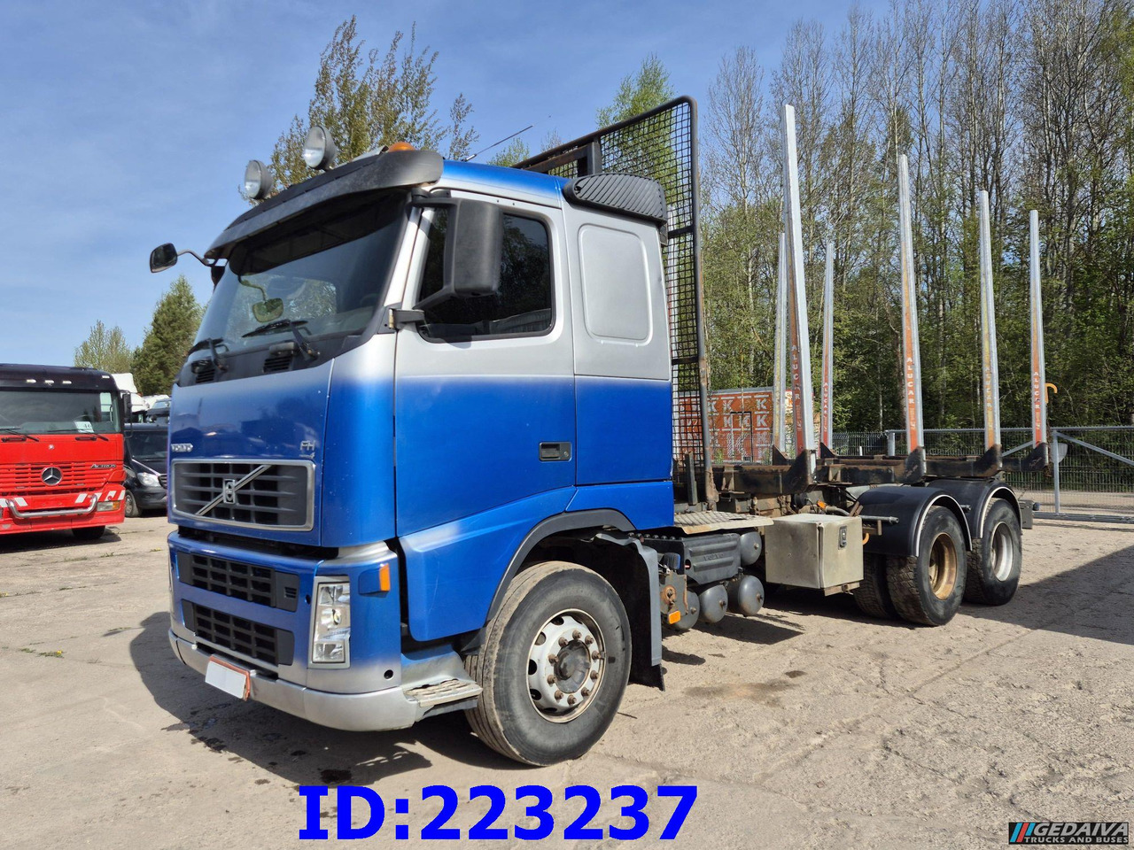 VOLVO FH13 480HP 6x4 - شاحنة قطع الأشجار: صور 1 VOLVO FH13 480HP 6x4 - شاحنة قطع الأشجار: صور 1