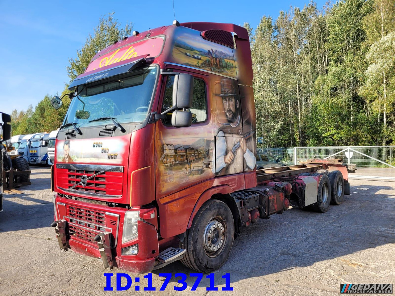 VOLVO FH16 700HP 6x4 Euro5 - الشاسيه شاحنة: صور 1 VOLVO FH16 700HP 6x4 Euro5 - الشاسيه شاحنة: صور 1