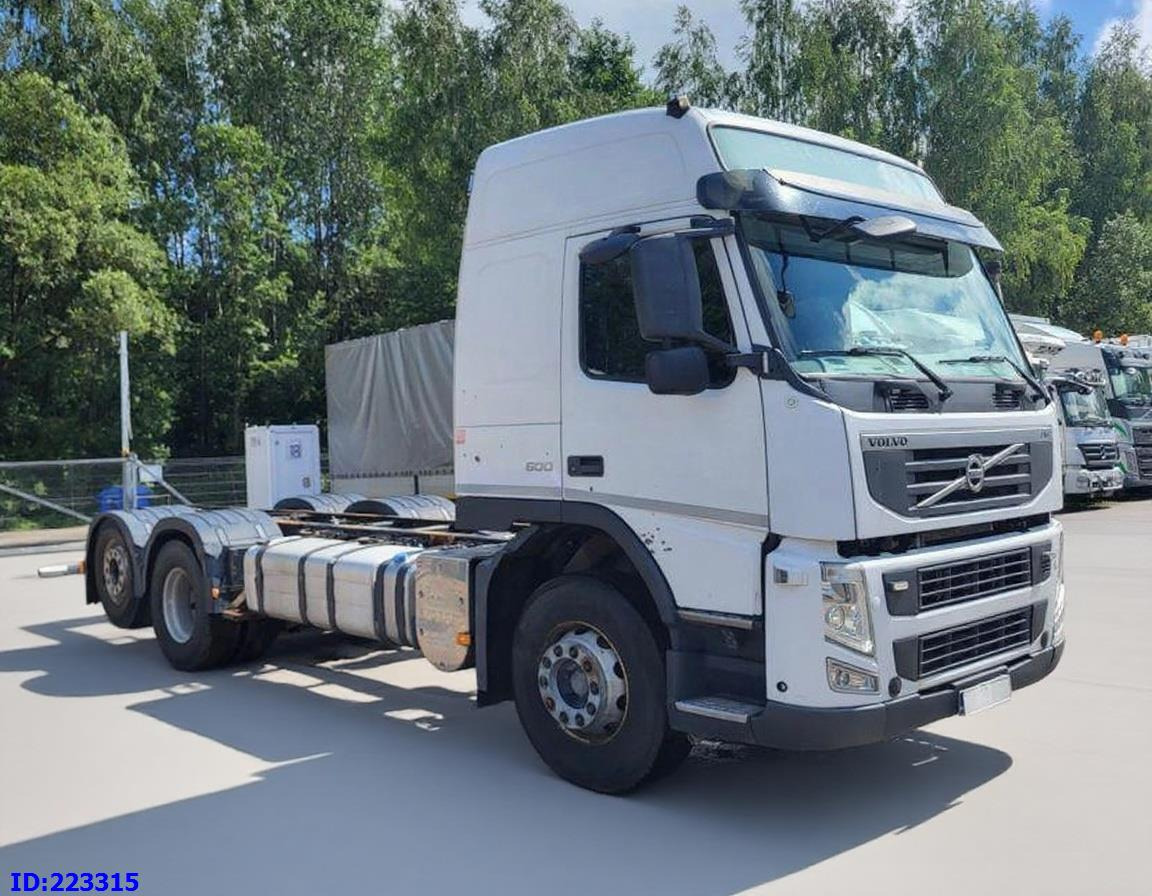 VOLVO FM 500HP 6x2 Euro5 - الشاسيه شاحنة: صور 4 VOLVO FM 500HP 6x2 Euro5 - الشاسيه شاحنة: صور 4