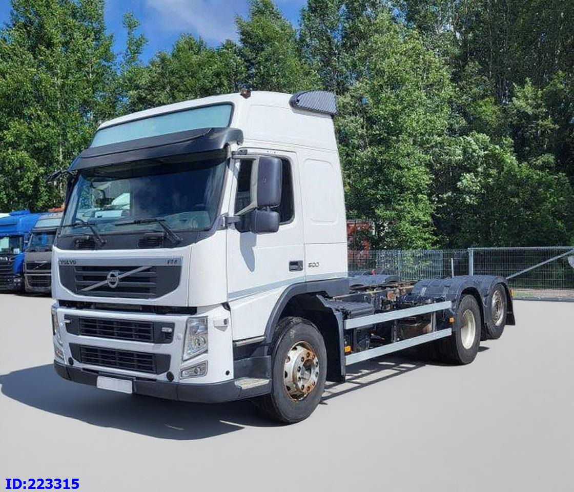 VOLVO FM 500HP 6x2 Euro5 - الشاسيه شاحنة: صور 1 VOLVO FM 500HP 6x2 Euro5 - الشاسيه شاحنة: صور 1