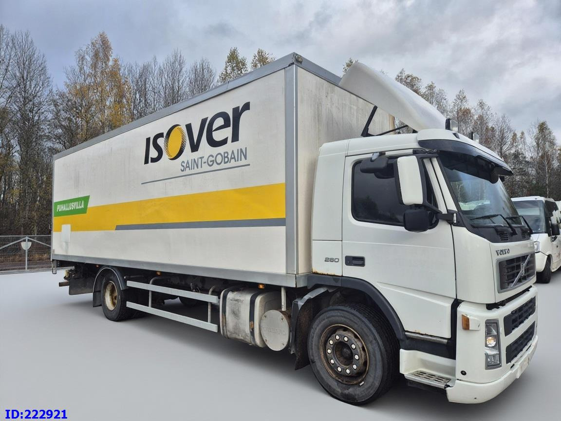 VOLVO FM9 260HP - بصندوق مغلق شاحنة: صور 4 VOLVO FM9 260HP - بصندوق مغلق شاحنة: صور 4