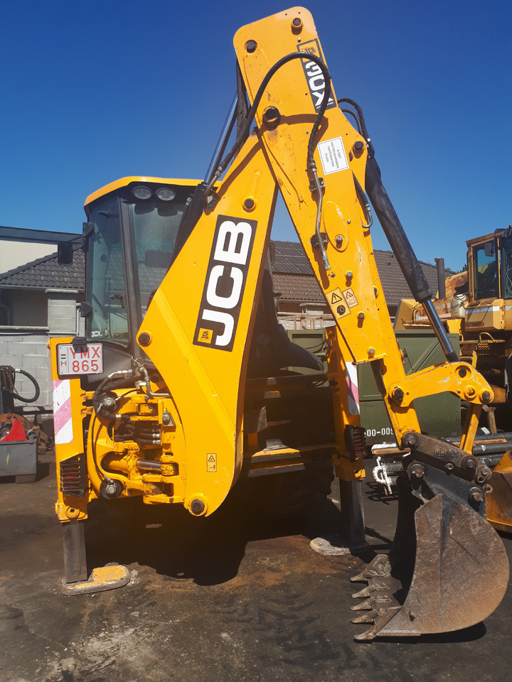 JCB 3CX - آلات البناء: صور 2 JCB 3CX - آلات البناء: صور 2