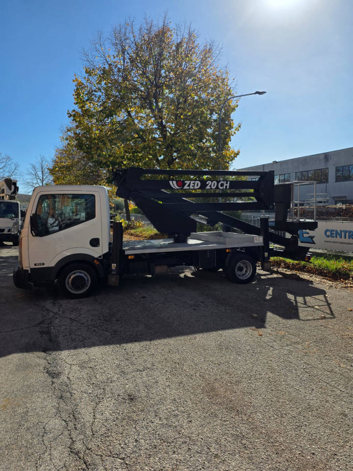 CTE ZED 20 CH - مصاعد الازدهار محمولة على شاحنة: صور 4 CTE ZED 20 CH - مصاعد الازدهار محمولة على شاحنة: صور 4