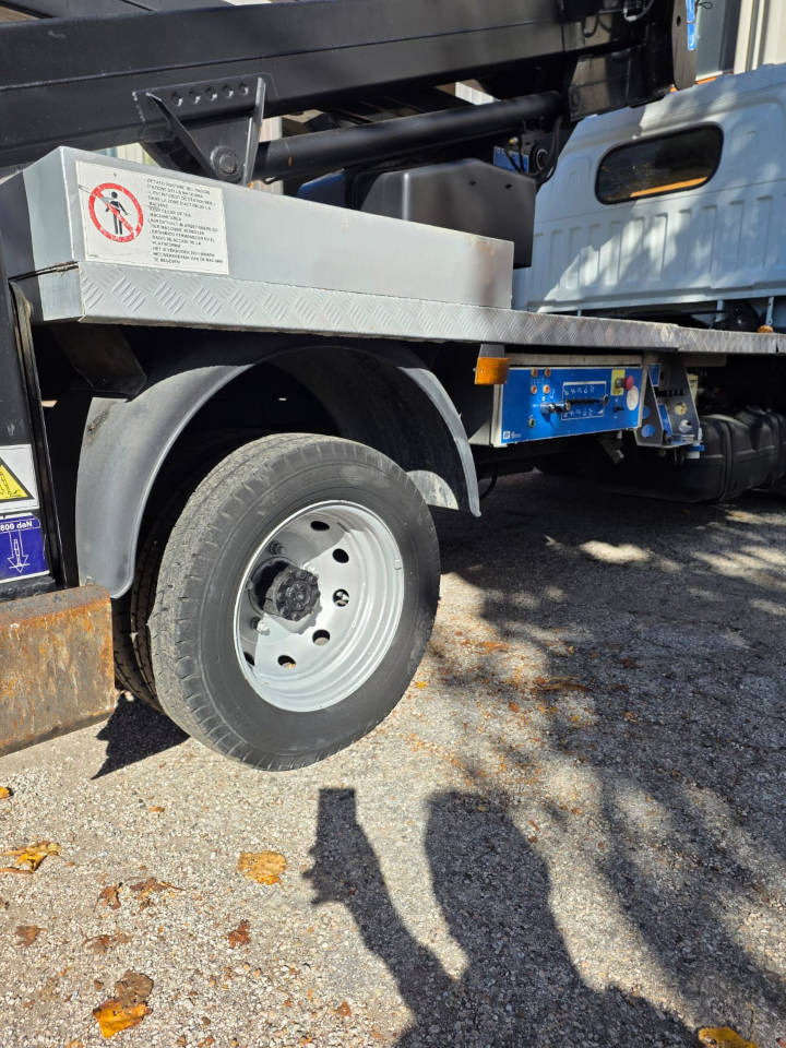 CTE ZED 20 CH - مصاعد الازدهار محمولة على شاحنة: صور 5 CTE ZED 20 CH - مصاعد الازدهار محمولة على شاحنة: صور 5