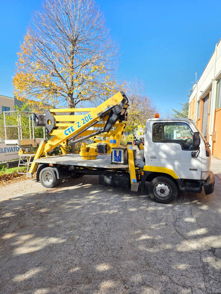 CTE ZED 20 - مصاعد الازدهار محمولة على شاحنة: صور 1 CTE ZED 20 - مصاعد الازدهار محمولة على شاحنة: صور 1