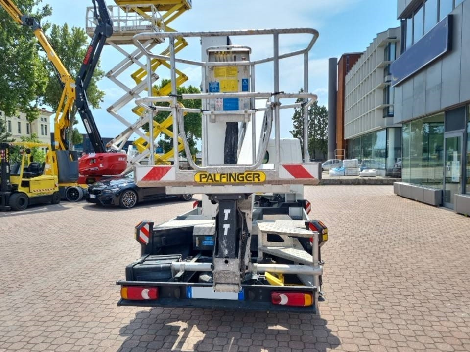 Palfinger P 240 AXE - مصاعد الازدهار محمولة على شاحنة: صور 4 Palfinger P 240 AXE - مصاعد الازدهار محمولة على شاحنة: صور 4