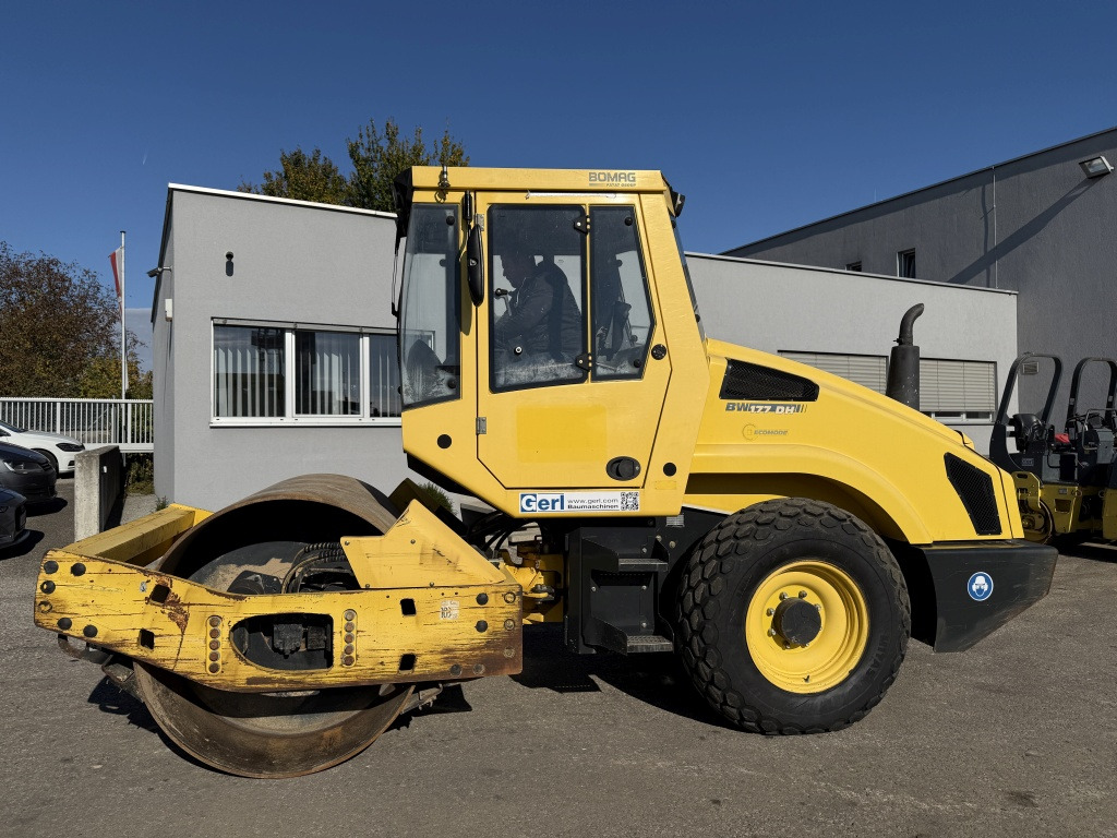 Bomag BW 177DH-4 (111742) - مدماج: صور 1 Bomag BW 177DH-4 (111742) - مدماج: صور 1