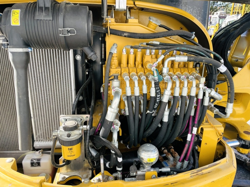 Caterpillar 305E CR (4086) - حفارة مصغرة: صور 5 Caterpillar 305E CR (4086) - حفارة مصغرة: صور 5