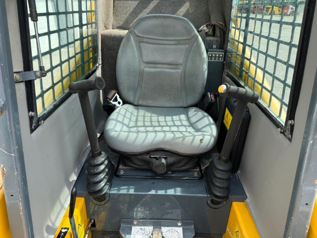Gehl SL1640E (4027) - شيول صغير: صور 3 Gehl SL1640E (4027) - شيول صغير: صور 3