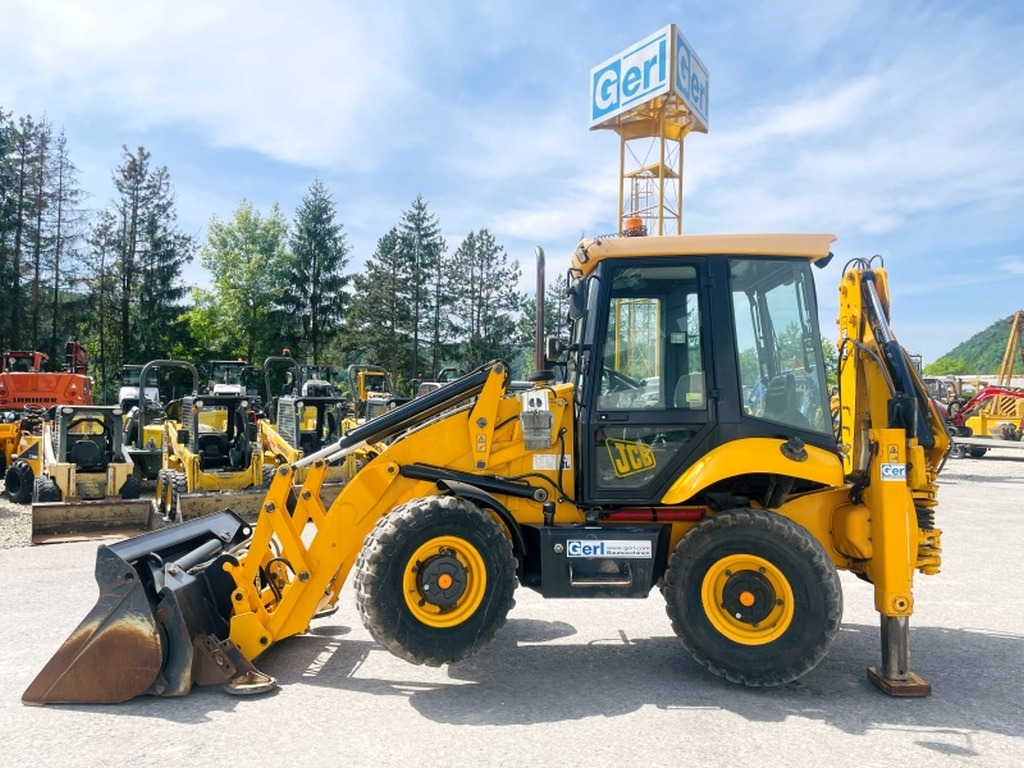JCB 2CX SM 4WS (4003) - حفار متعدد الاستخدام: صور 1 JCB 2CX SM 4WS (4003) - حفار متعدد الاستخدام: صور 1