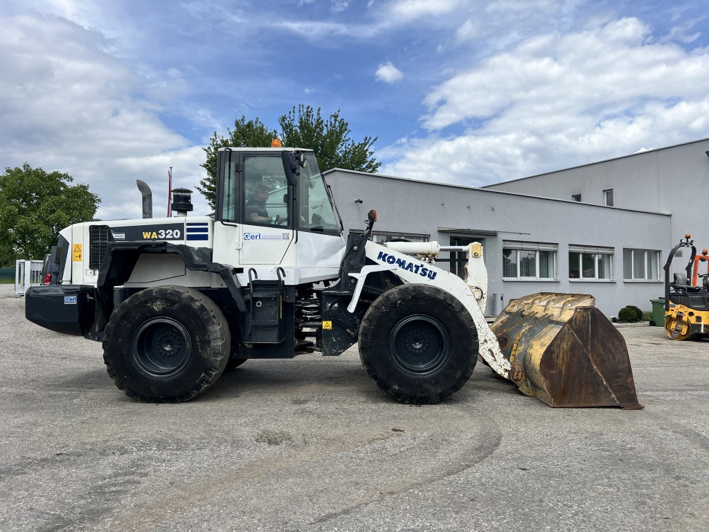 Komatsu WA 320-6 (111584) - اللودر بعجل: صور 4 Komatsu WA 320-6 (111584) - اللودر بعجل: صور 4