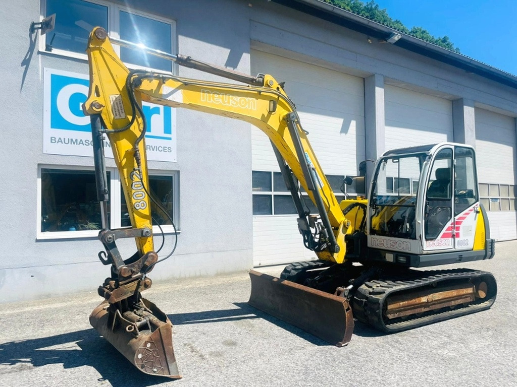 Neuson G8002 RDV (4015) - حفارة مصغرة: صور 4 Neuson G8002 RDV (4015) - حفارة مصغرة: صور 4