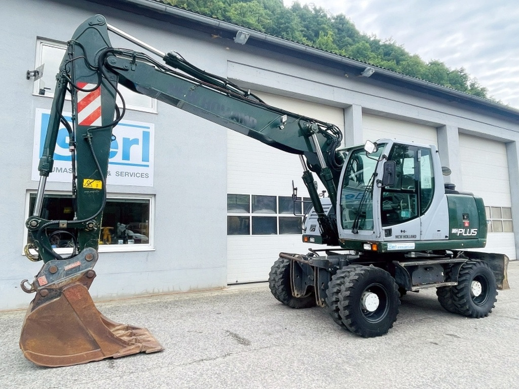 New Holland MH Plus (4054) - حفارة على عجلات: صور 4 New Holland MH Plus (4054) - حفارة على عجلات: صور 4