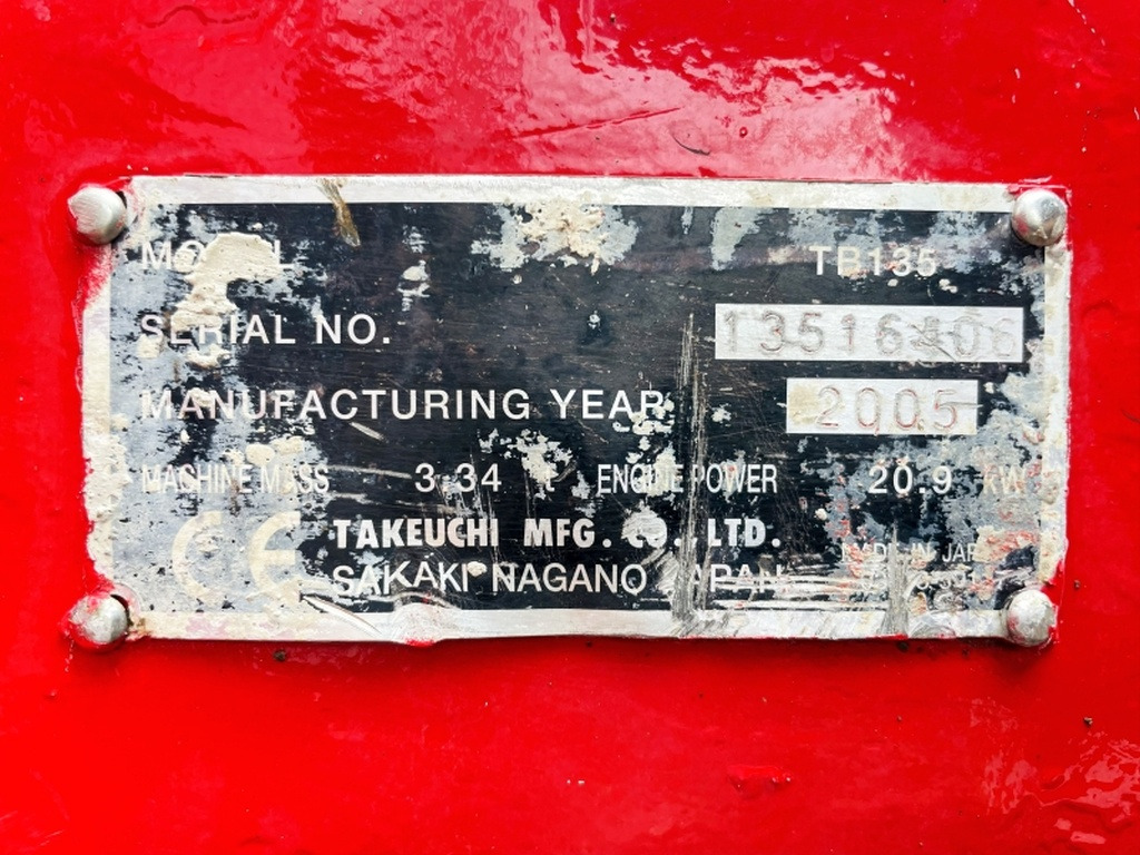 Takeuchi TB135 (4056) - حفارة مصغرة: صور 3 Takeuchi TB135 (4056) - حفارة مصغرة: صور 3