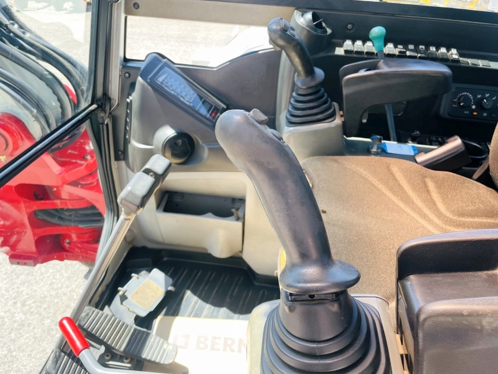 حفارة مصغرة Takeuchi TB290 (4024): صور 6