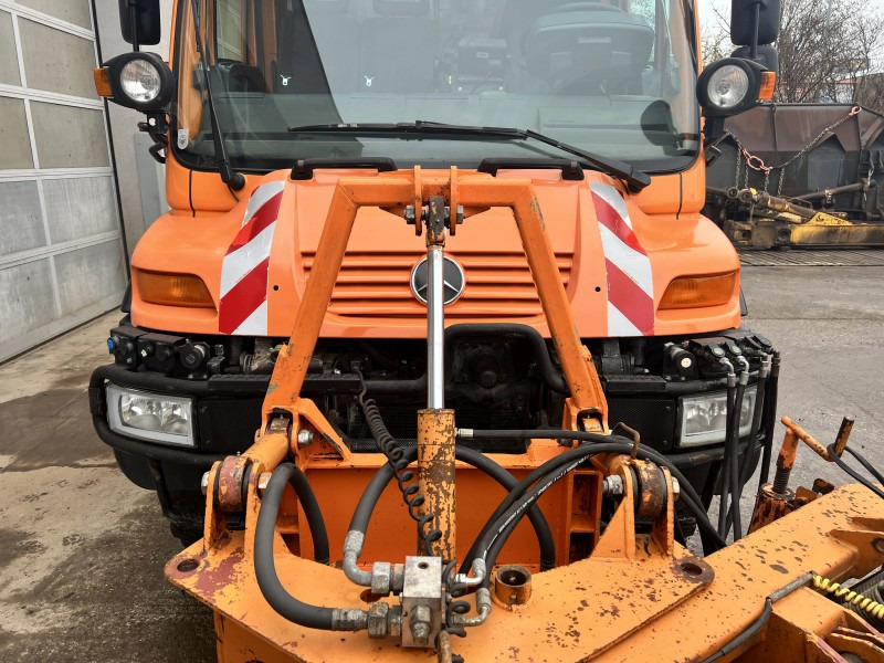 U U 400 L (110739) - جرافة ثلج: صور 3 U U 400 L (110739) - جرافة ثلج: صور 3