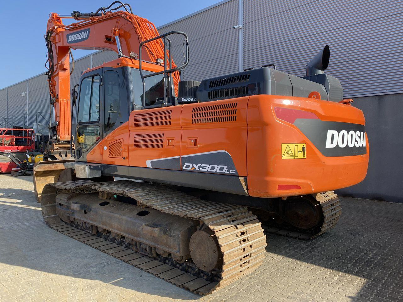Doosan DX300LC-5 - حفارات زحافة: صور 2 Doosan DX300LC-5 - حفارات زحافة: صور 2
