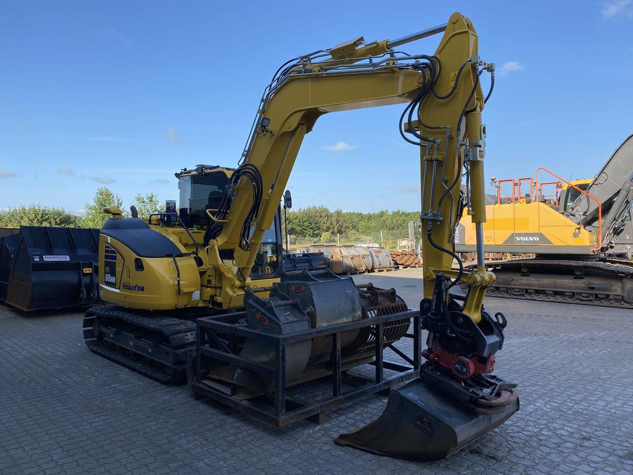 Komatsu PC88MR-11EO - حفارة مصغرة: صور 5 Komatsu PC88MR-11EO - حفارة مصغرة: صور 5