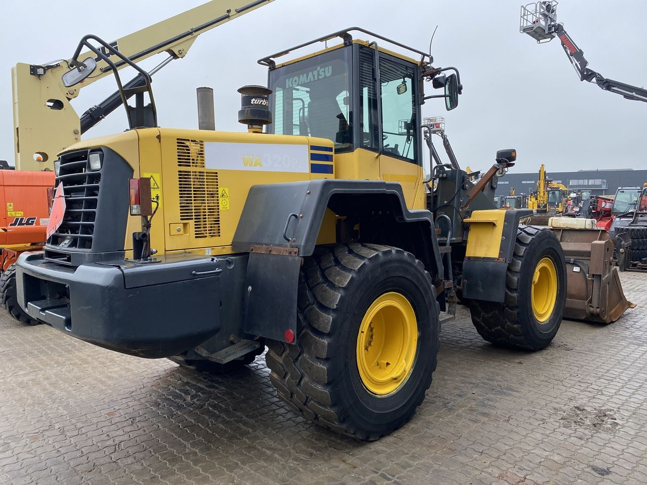 Komatsu WA320PZ-6 - اللودر بعجل: صور 4 Komatsu WA320PZ-6 - اللودر بعجل: صور 4