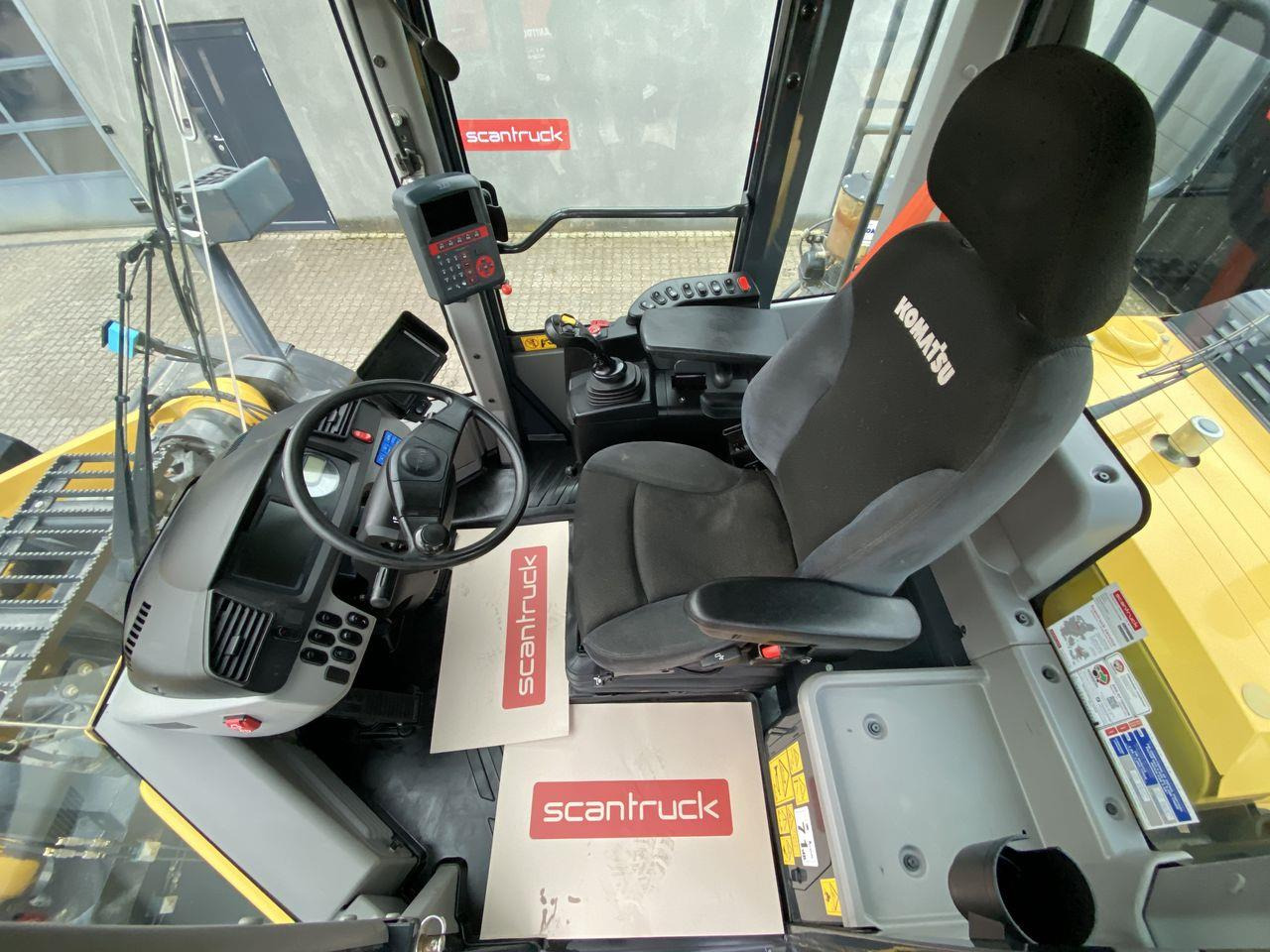 Komatsu WA480-8 - اللودر بعجل: صور 3 Komatsu WA480-8 - اللودر بعجل: صور 3