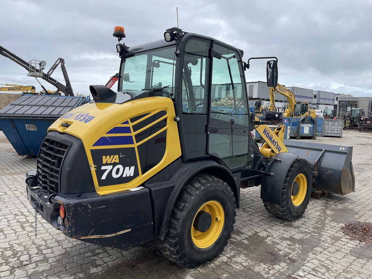 Komatsu WA70M-8EO - لودر مفصلي صغير: صور 4 Komatsu WA70M-8EO - لودر مفصلي صغير: صور 4