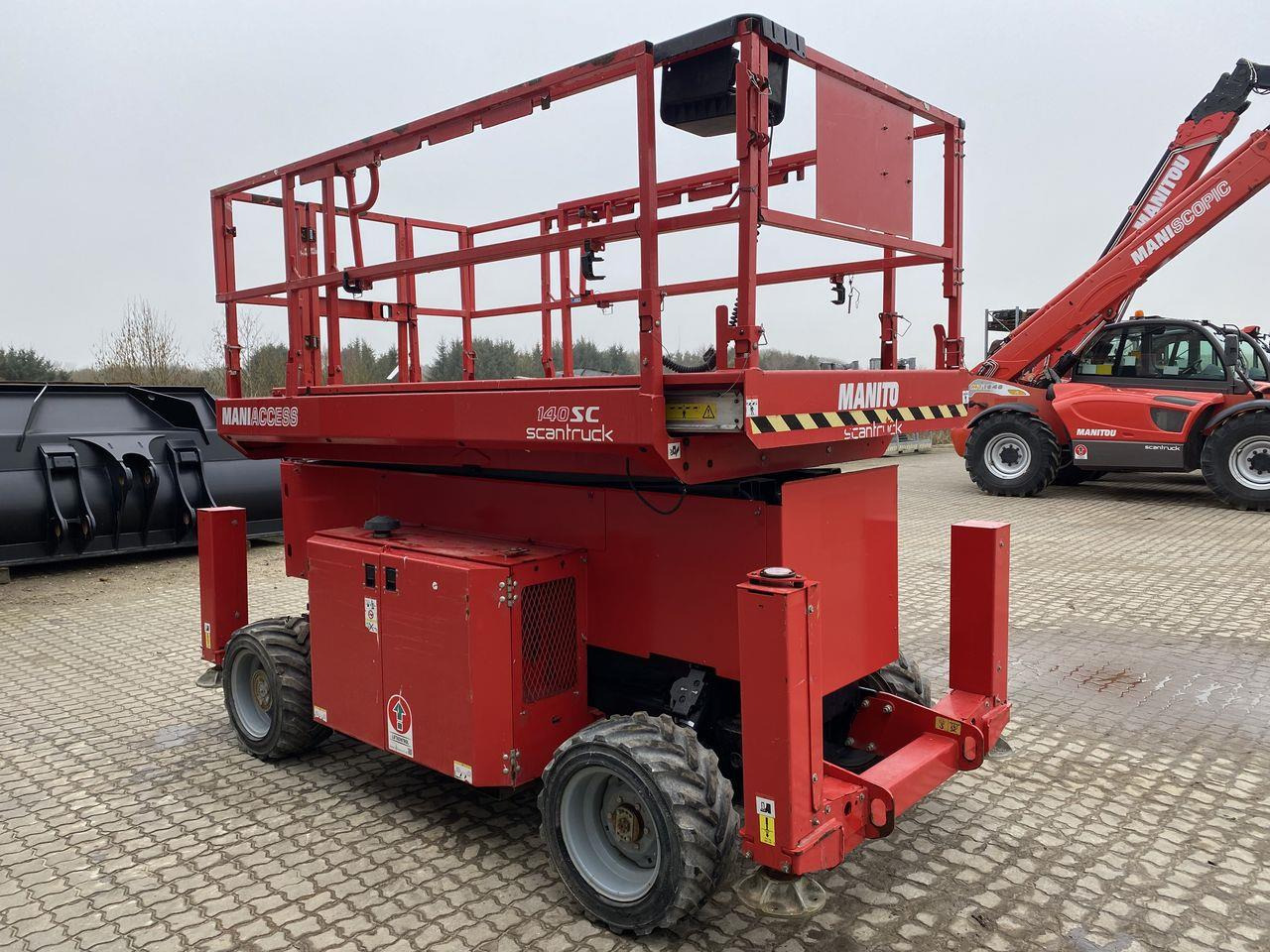 Manitou 140SC - رافعات مقصية: صور 5 Manitou 140SC - رافعات مقصية: صور 5