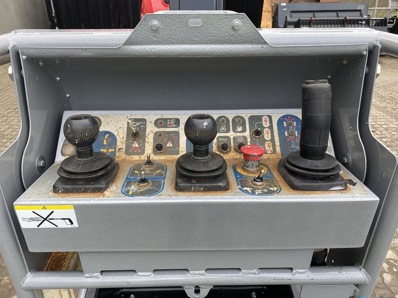 Manitou 160ATJ RC - رافعات سلة مفصلية: صور 3 Manitou 160ATJ RC - رافعات سلة مفصلية: صور 3