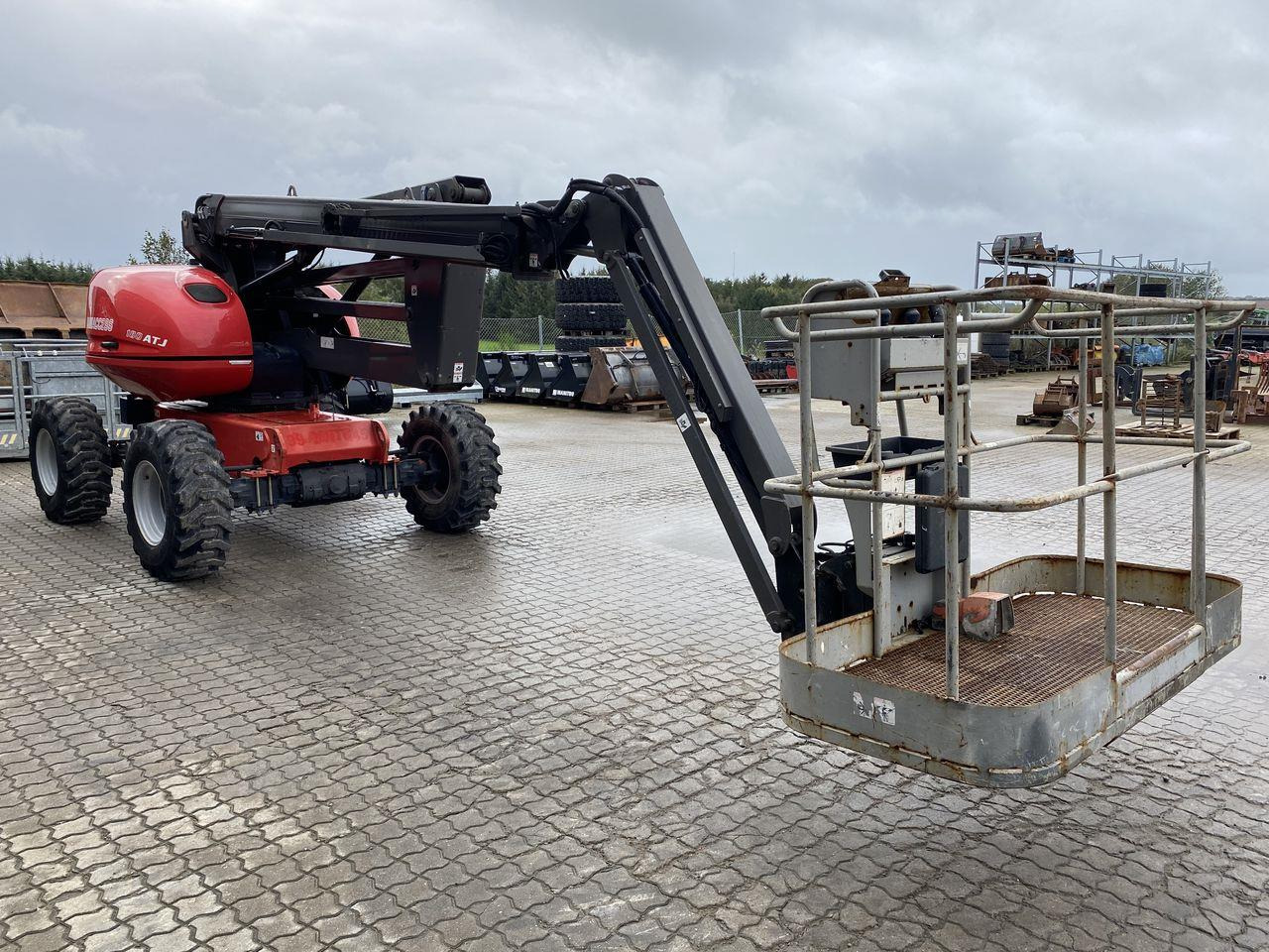 Manitou 180ATJ RC - رافعات سلة مفصلية: صور 5 Manitou 180ATJ RC - رافعات سلة مفصلية: صور 5