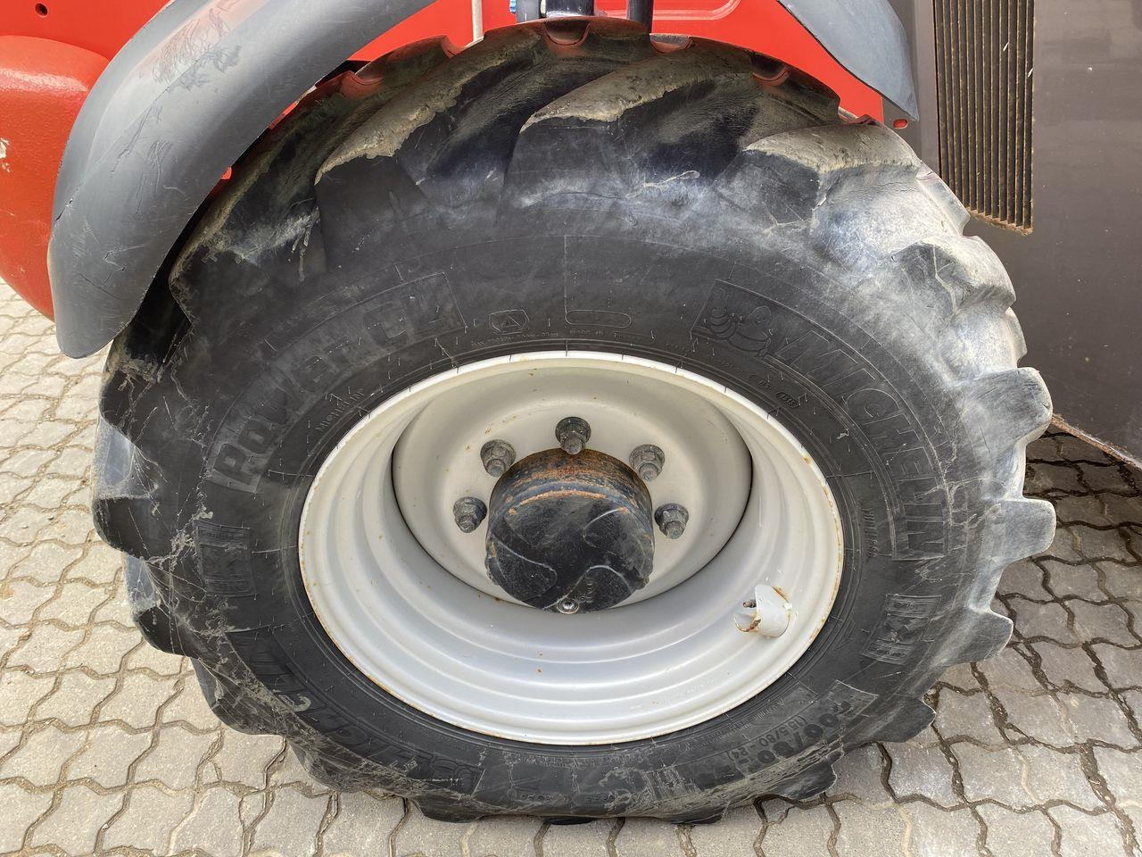 رافعة تلسكوبية Manitou MT1440A ST3B: صور 7 رافعة تلسكوبية Manitou MT1440A ST3B: صور 7