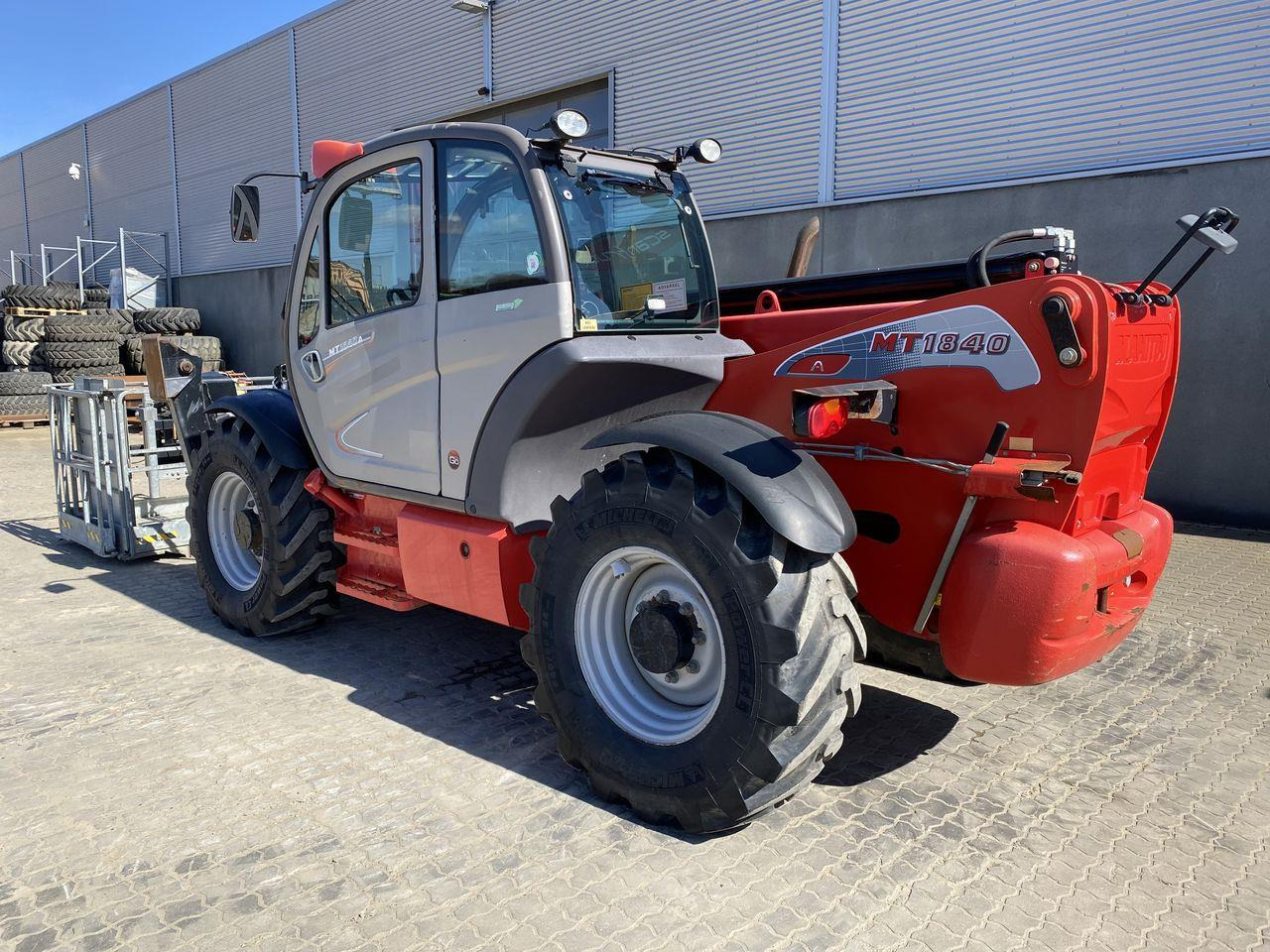 Manitou MT1840A ST3B - رافعة تلسكوبية: صور 2 Manitou MT1840A ST3B - رافعة تلسكوبية: صور 2
