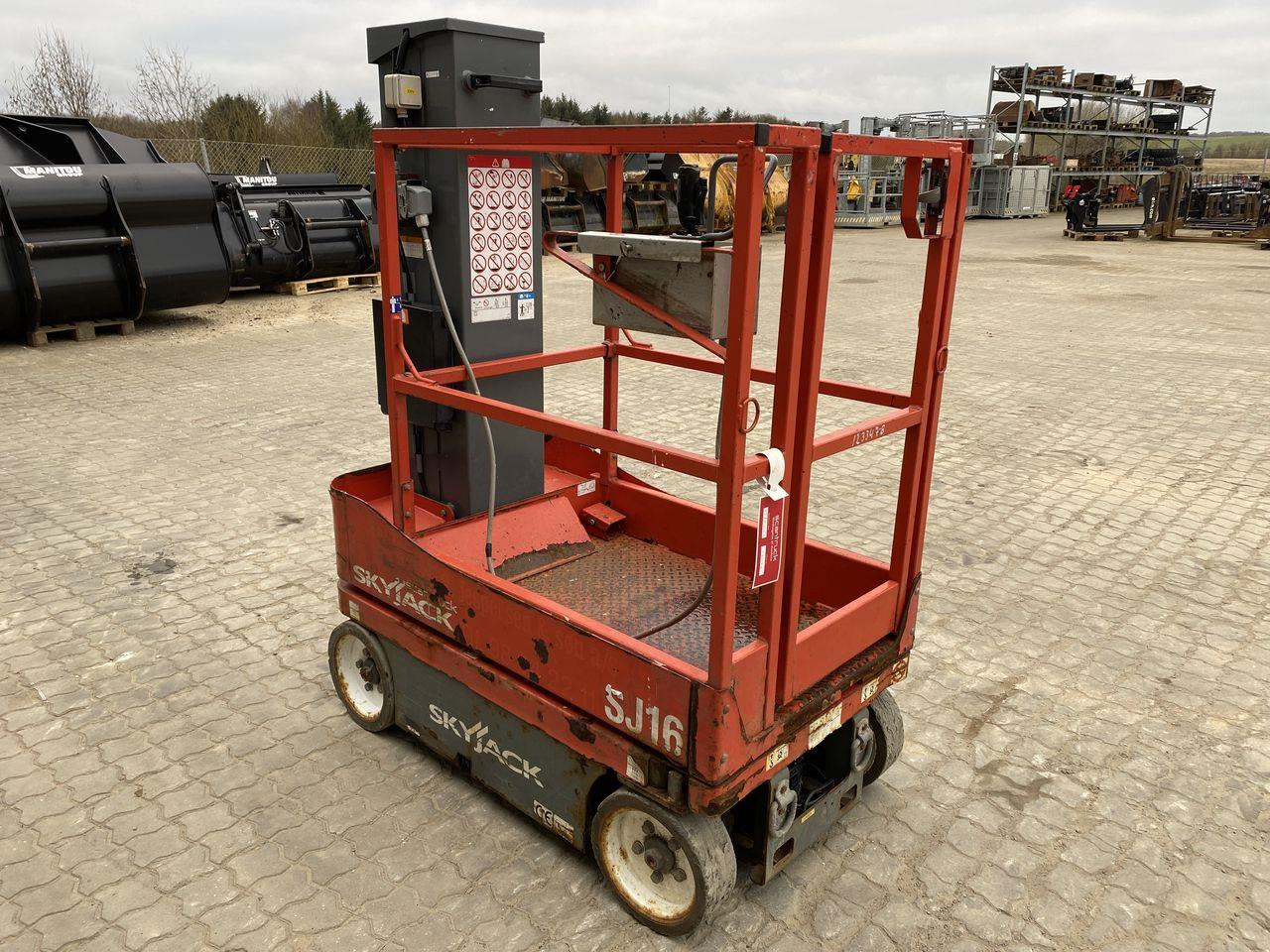 Skyjack SJ16 - الرأسي رفع الصاري: صور 5 Skyjack SJ16 - الرأسي رفع الصاري: صور 5