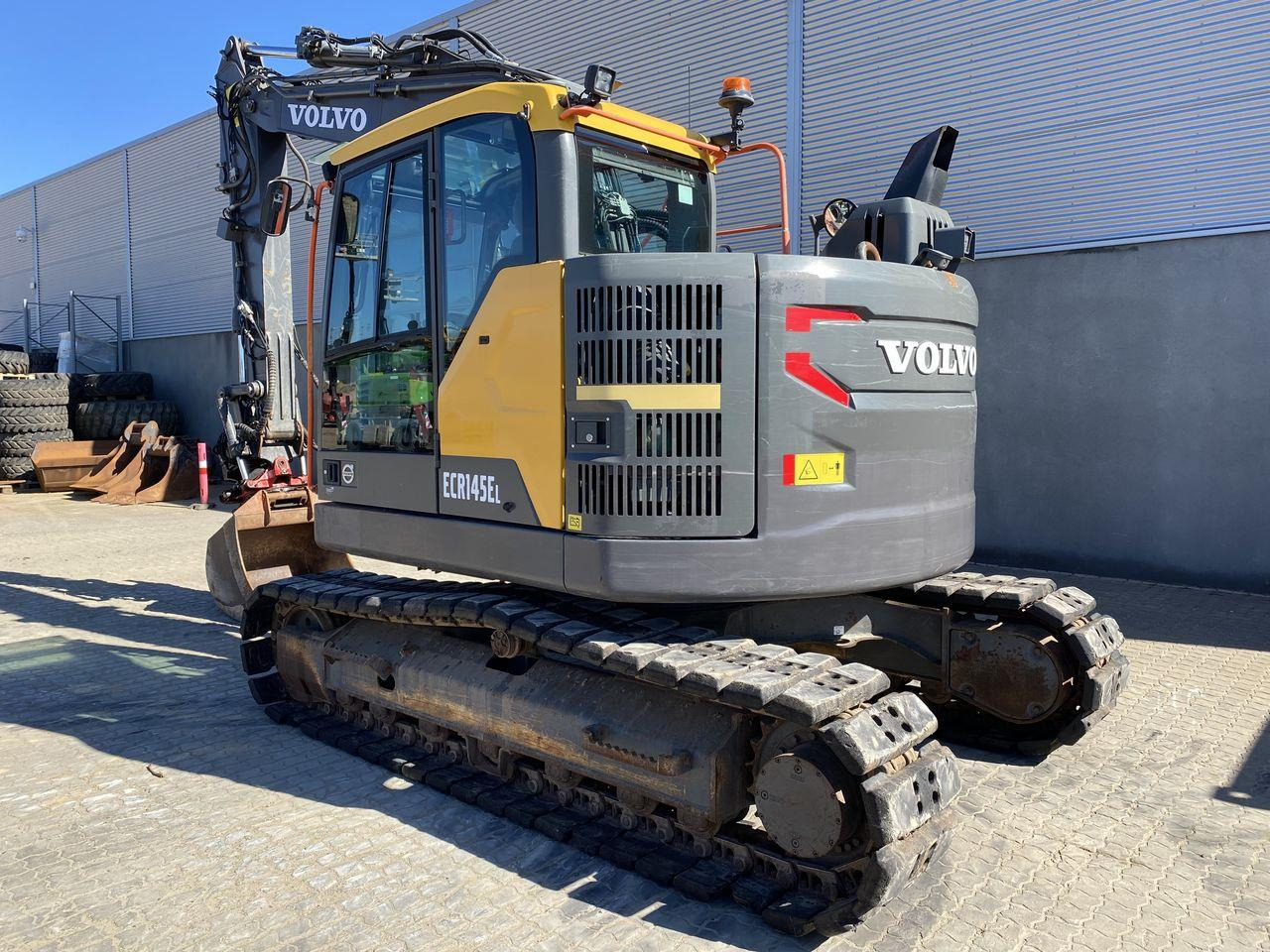 Volvo ECR145 - حفارات زحافة: صور 2 Volvo ECR145 - حفارات زحافة: صور 2