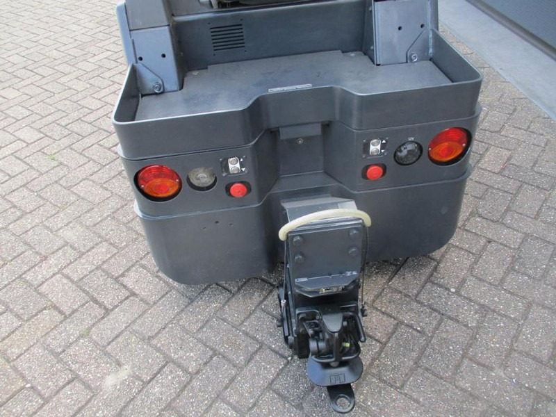 Linde P 60 - جرار السحب الكهربائي: صور 5 Linde P 60 - جرار السحب الكهربائي: صور 5