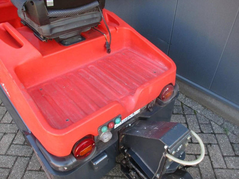 Linde P 60 - جرار السحب الكهربائي: صور 4 Linde P 60 - جرار السحب الكهربائي: صور 4