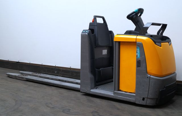 Jungheinrich ECE225 - رافعات ترتيب البضائع: صور 2 Jungheinrich ECE225 - رافعات ترتيب البضائع: صور 2