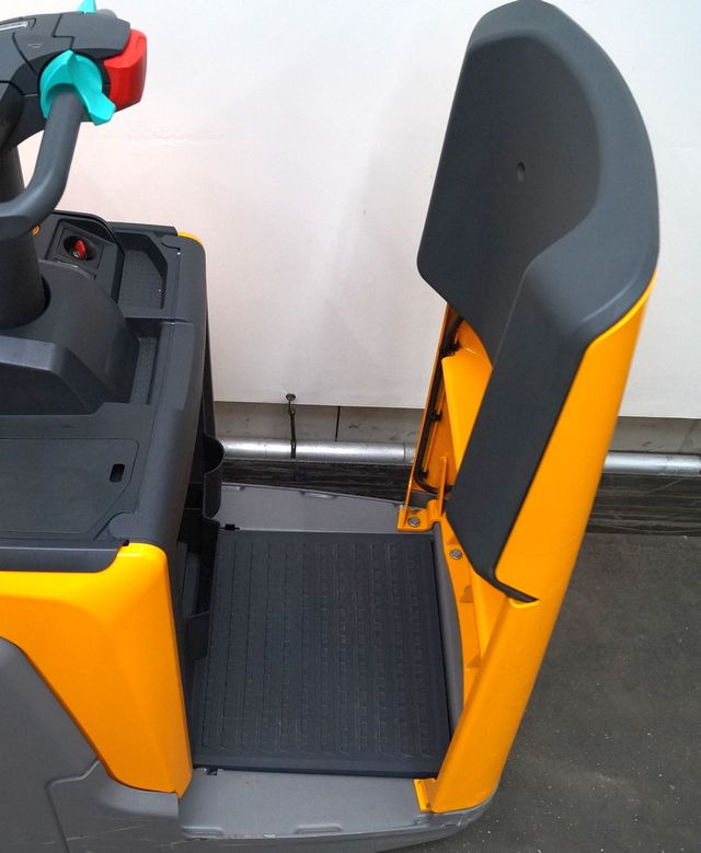 Jungheinrich ERE225 - معدات الرفع منخفض المستوى: صور 4 Jungheinrich ERE225 - معدات الرفع منخفض المستوى: صور 4