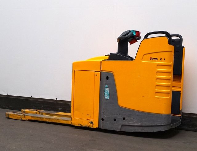 Jungheinrich ERE225 - معدات الرفع منخفض المستوى: صور 2 Jungheinrich ERE225 - معدات الرفع منخفض المستوى: صور 2