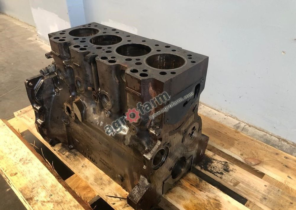 BLOK SILNIKA MASSEY FERGUSON 390 - المحرك - شاحنة: صور 2 BLOK SILNIKA MASSEY FERGUSON 390 - المحرك - شاحنة: صور 2