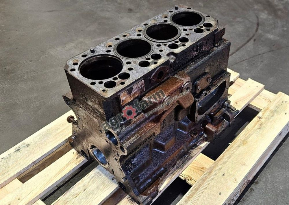 Blok silnika John Deere 6100, 3410, 3310, 3210 - المحرك - شاحنة: صور 1 Blok silnika John Deere 6100, 3410, 3310, 3210 - المحرك - شاحنة: صور 1