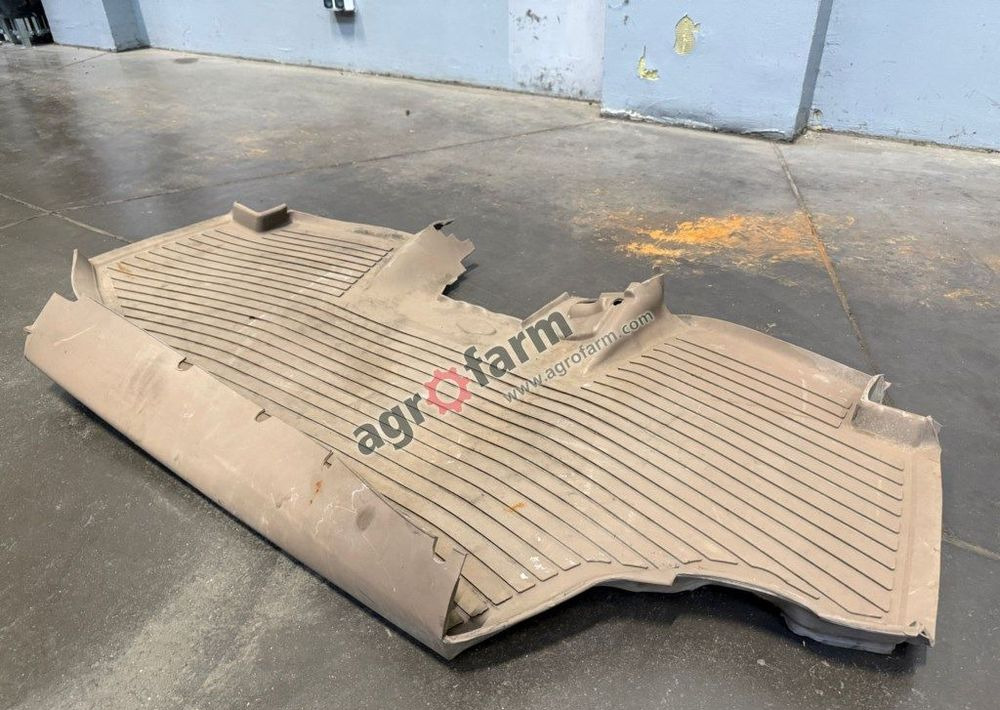 Mata podłogowa, John Deere 6155M - الكابينة والداخلية: صور 1 Mata podłogowa, John Deere 6155M - الكابينة والداخلية: صور 1